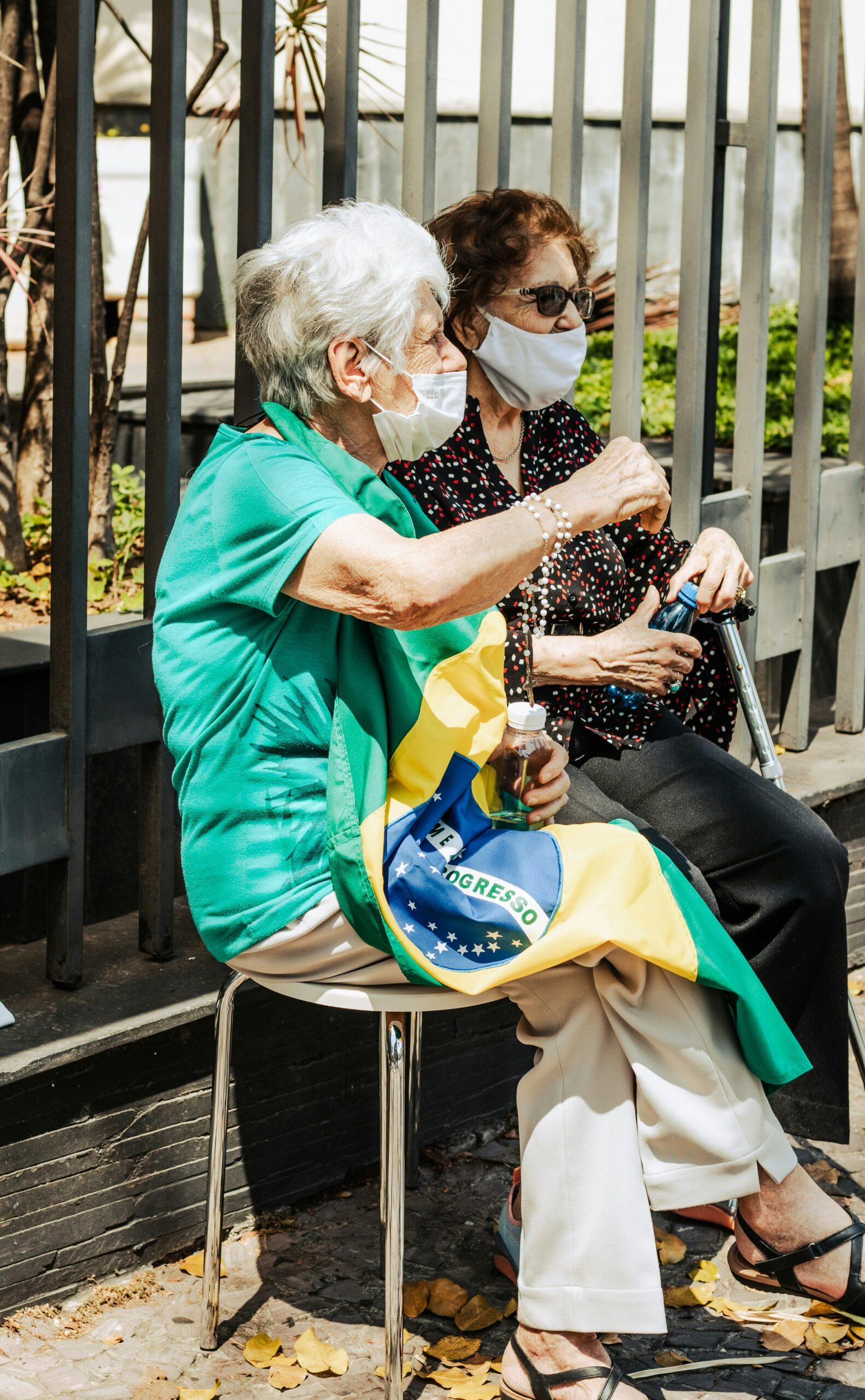 elderly women wearing masks